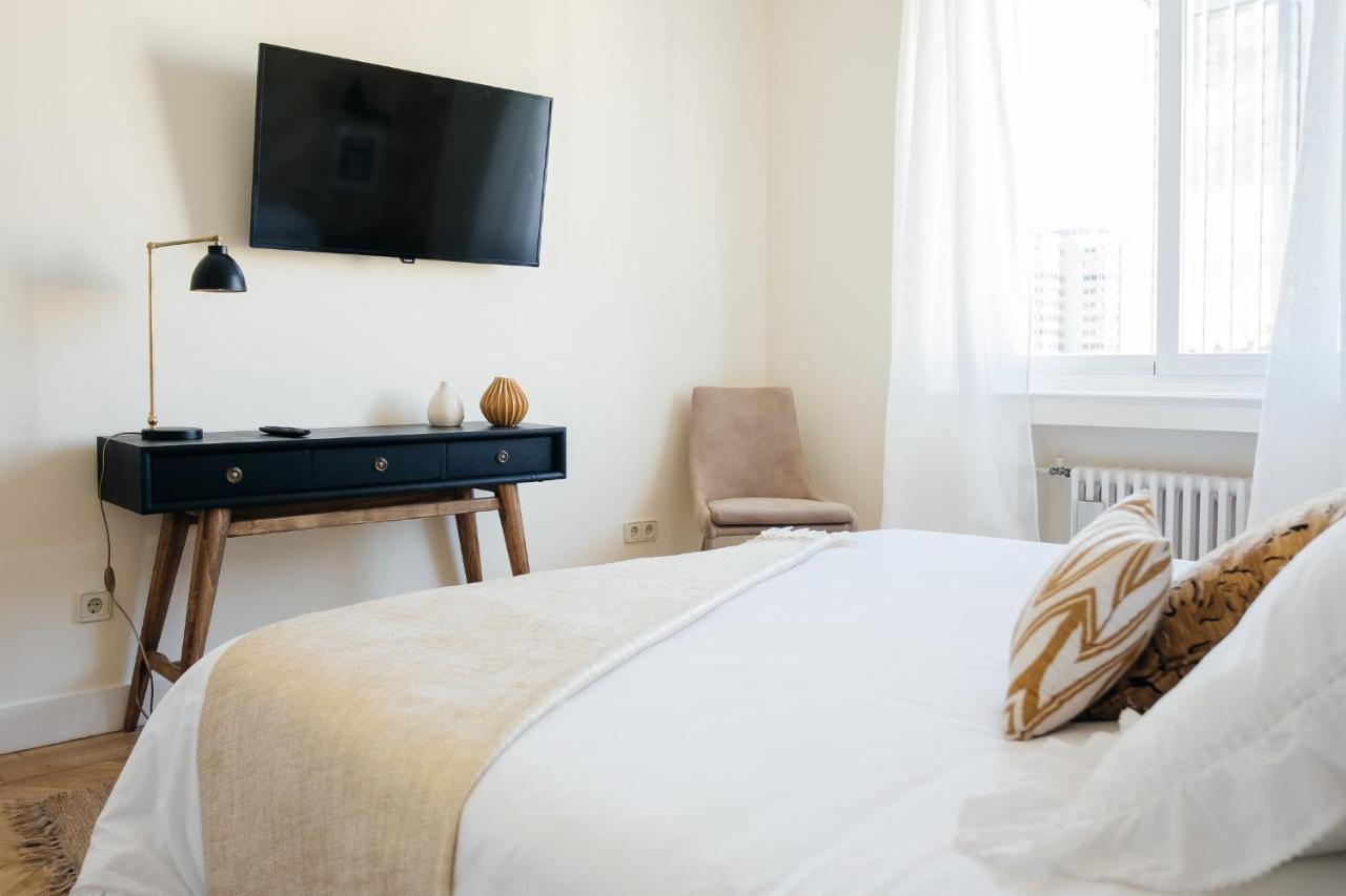 Apartamento de 300 m² en Distrito Salamanca, con 5 habitación Madrid Exterior foto