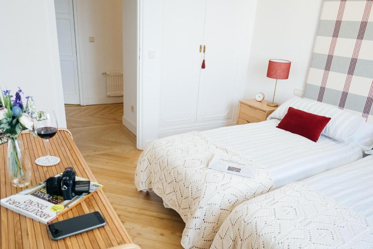 Apartamento de 300 m² en Distrito Salamanca, con 5 habitación Madrid Exterior foto